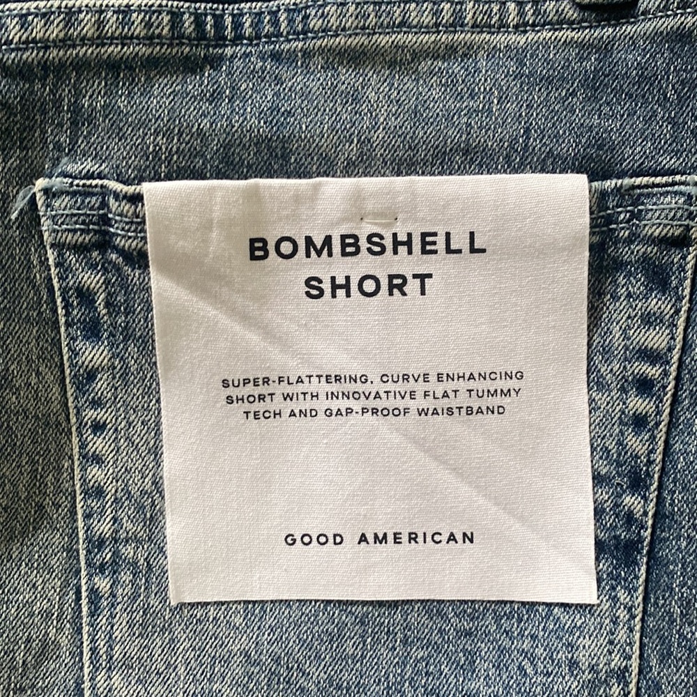 Good American Bombshell Shorts - Picture 3 of 5